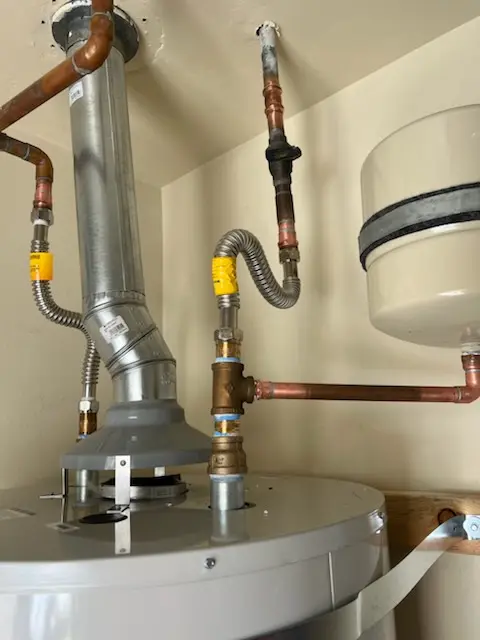 Water heater installation and plumbing repair in Marana